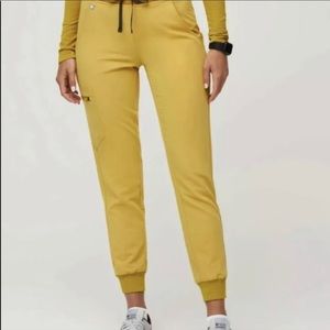 FIGS **Limited Edition** Light Gold Scrub Set